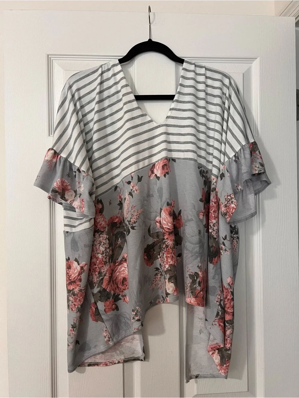 Lovely Melody Gray & Pink Floral Stripe Open Cardigan